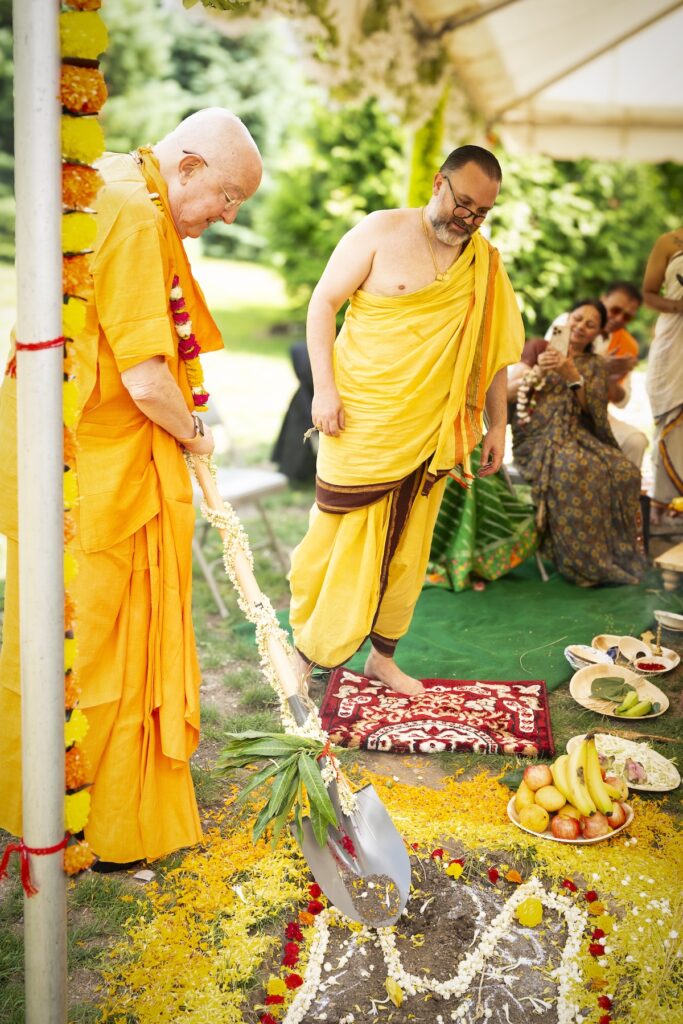 Grand Yajna / Bhumi Pooja, 6 June 2026 (photo 5 of 15)