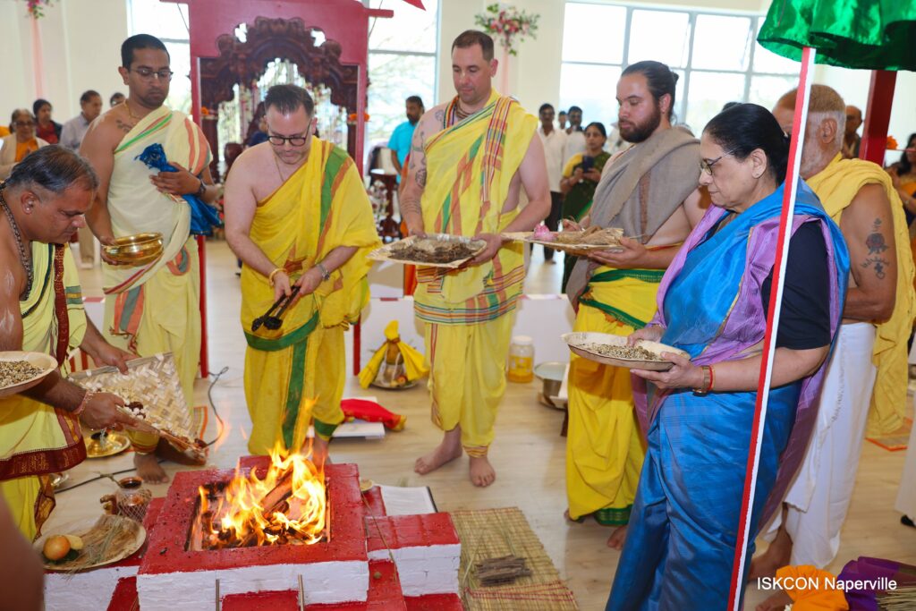 The opening of the new temple and the installation of Sri Sri Radha Shyamasundar, 21 April 2023 (photo 2 of 14)