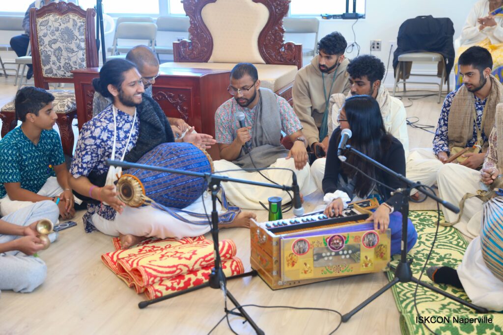 The opening of the new temple and the installation of Sri Sri Radha Shyamasundar, 21 April 2023 (photo 3 of 14)